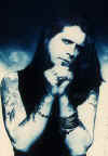 ozzy_22.jpg (10776 bytes)
